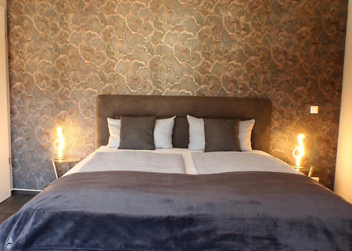 Augustinerhof 奎德林堡